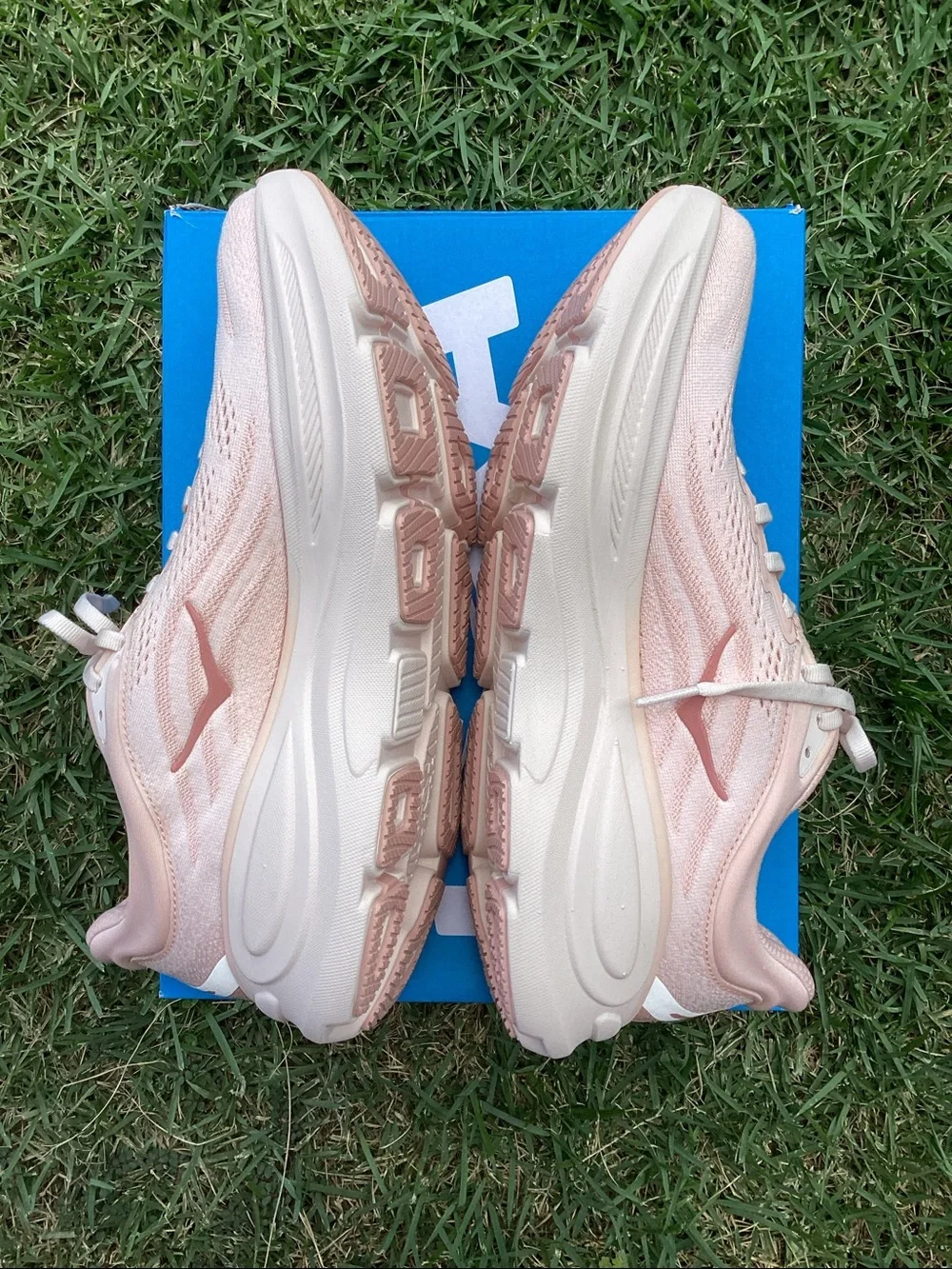 New Hoka Bondi 9.5B